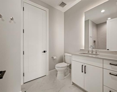 2850 Lakeside Parkway - Photo Thumbnail 20