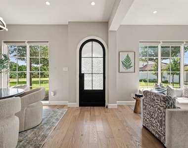 2850 Lakeside Parkway - Photo Thumbnail 1