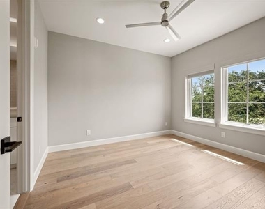 2850 Lakeside Parkway - Photo Thumbnail 21