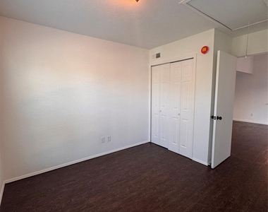 6010 Dooley Drive - Photo Thumbnail 2