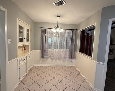 3005 Anthony Drive - Photo Thumbnail 16