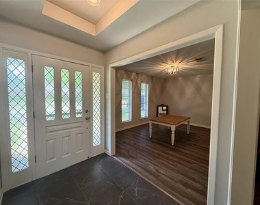 3005 Anthony Drive - Photo Thumbnail 7