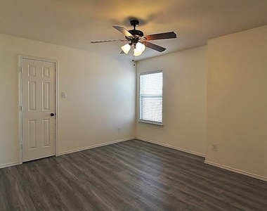 10125 Sourwood Drive - Photo Thumbnail 17