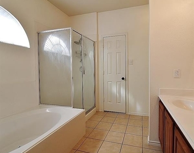 10125 Sourwood Drive - Photo Thumbnail 11