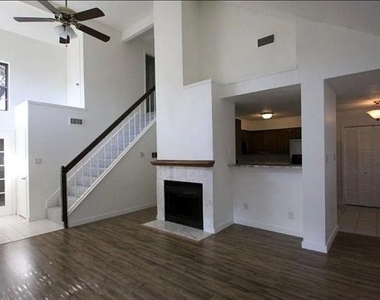 707 Argone Court - Photo Thumbnail 2