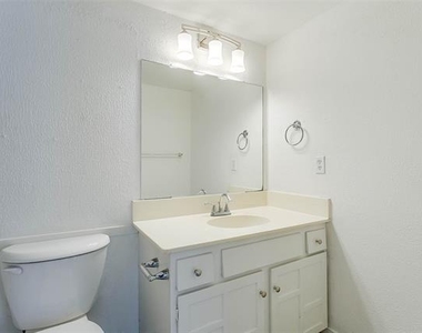 2651 Via Los Altos - Photo Thumbnail 18