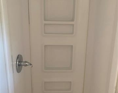 212 Washington Street - Photo Thumbnail 22