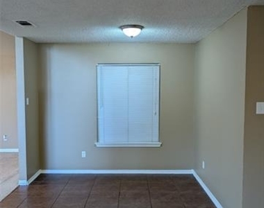 6211 Patriotic Court - Photo Thumbnail 10