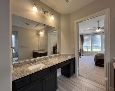 13476 Omaha Drive - Photo Thumbnail 15