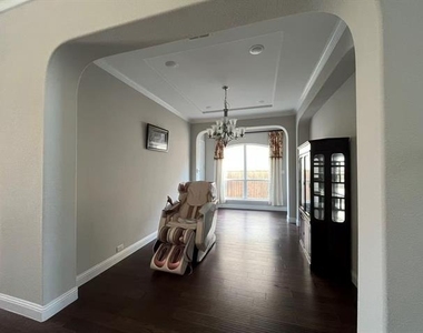 13476 Omaha Drive - Photo Thumbnail 8