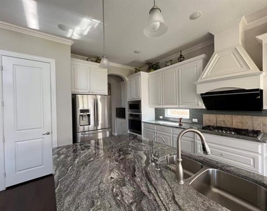 13476 Omaha Drive - Photo Thumbnail 5