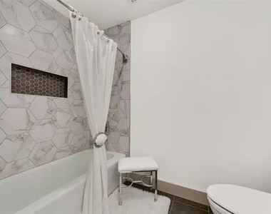 1101 Northpark Drive - Photo Thumbnail 15