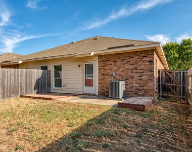 1405 Piedmont Drive - Photo Thumbnail 24