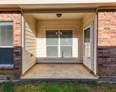 1405 Piedmont Drive - Photo Thumbnail 20