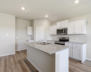 564 Marsh Street - Photo Thumbnail 6