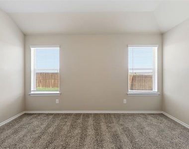 564 Marsh Street - Photo Thumbnail 10