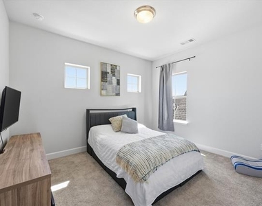 2600 Precocious Court - Photo Thumbnail 27