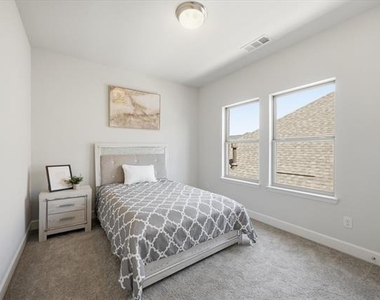 2600 Precocious Court - Photo Thumbnail 23