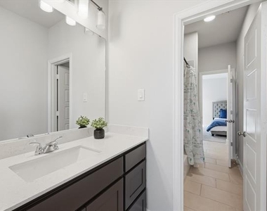 2600 Precocious Court - Photo Thumbnail 25
