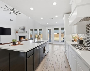 2600 Precocious Court - Photo Thumbnail 8
