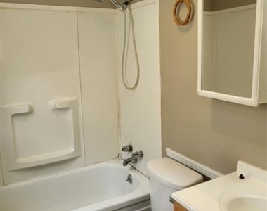 7445 Hillstar Circle - Photo Thumbnail 6
