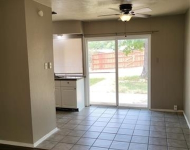 7445 Hillstar Circle - Photo Thumbnail 3