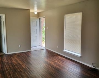 7445 Hillstar Circle - Photo Thumbnail 1