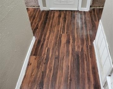 7445 Hillstar Circle - Photo Thumbnail 7