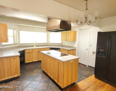 26649 S Grapefruit Drive - Photo Thumbnail 3
