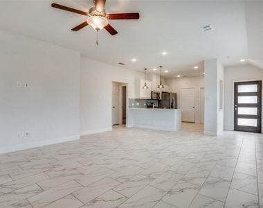 229 Town Park Avenue - Photo Thumbnail 6