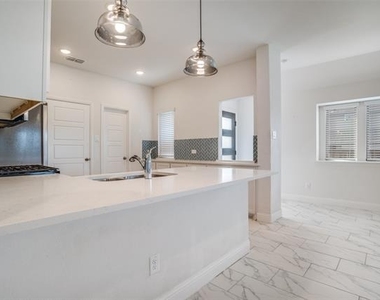 229 Town Park Avenue - Photo Thumbnail 8