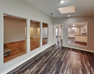 1809 Geneva Lane - Photo Thumbnail 18