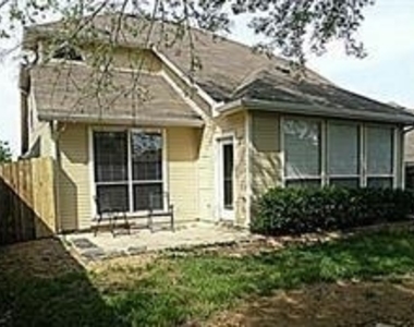 4904 Lodgepole Lane - Photo Thumbnail 10