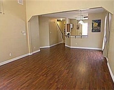 4904 Lodgepole Lane - Photo Thumbnail 4