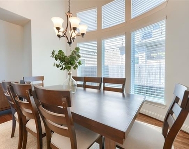 625 Yarrow Street - Photo Thumbnail 14
