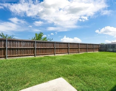 625 Yarrow Street - Photo Thumbnail 31