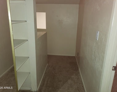 1536 S River Drive E - Photo Thumbnail 11