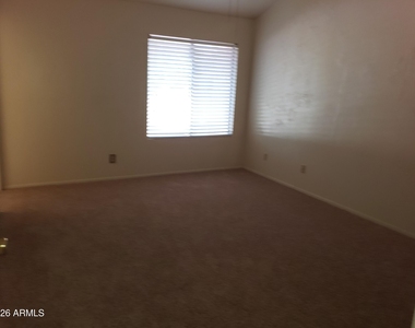 1536 S River Drive E - Photo Thumbnail 1