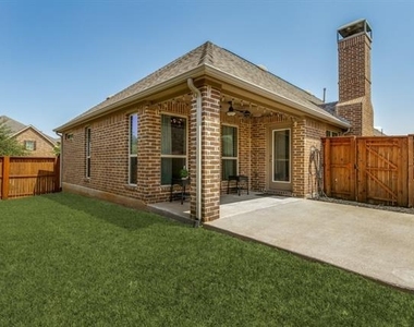 531 Catherine Lane - Photo Thumbnail 21