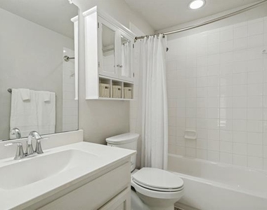 531 Catherine Lane - Photo Thumbnail 17