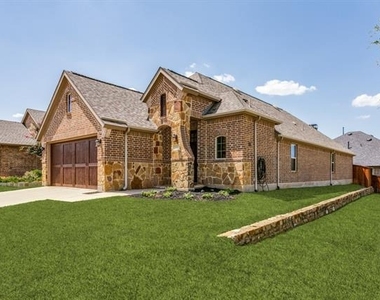 531 Catherine Lane - Photo Thumbnail 15