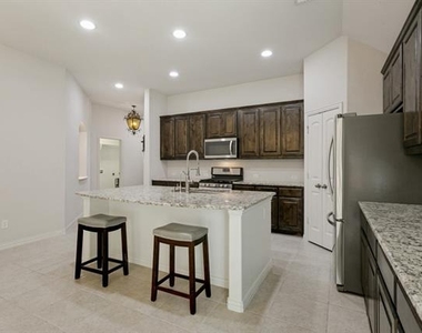 531 Catherine Lane - Photo Thumbnail 32