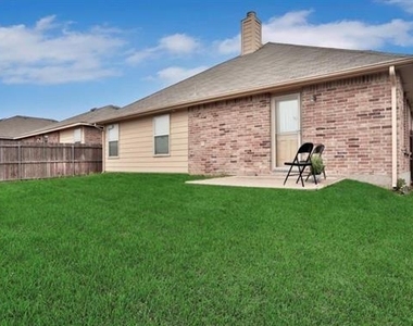 10040 Daly Drive - Photo Thumbnail 11