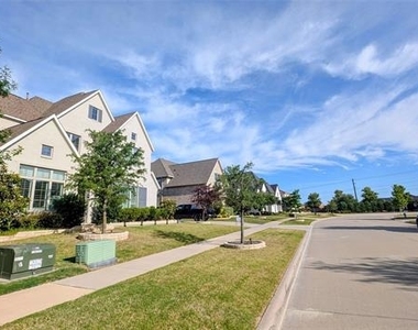 8933 Frostweed Road - Photo Thumbnail 14