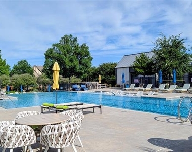 8933 Frostweed Road - Photo Thumbnail 19