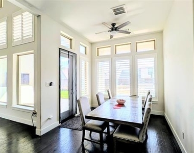 8933 Frostweed Road - Photo Thumbnail 9