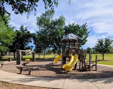 8933 Frostweed Road - Photo Thumbnail 23