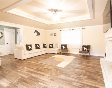 1211 Mcalpin Road - Photo Thumbnail 13