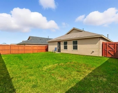 1653 Bluff View Drive - Photo Thumbnail 23