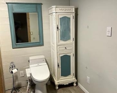 307 W Broadmore Avenue - Photo Thumbnail 6